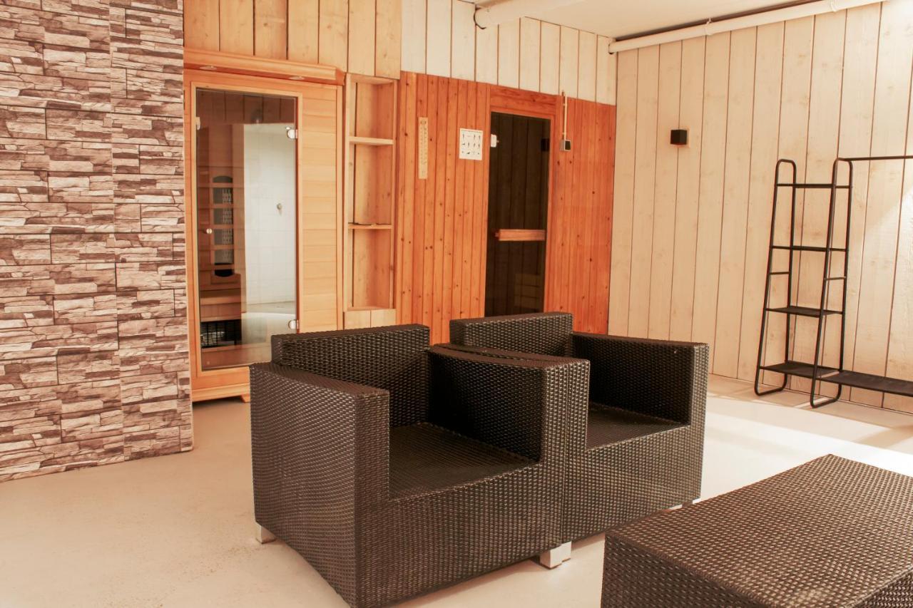 Luxus Familienvilla Mit Jacuzzi & Sauna 2 * Tzummarum