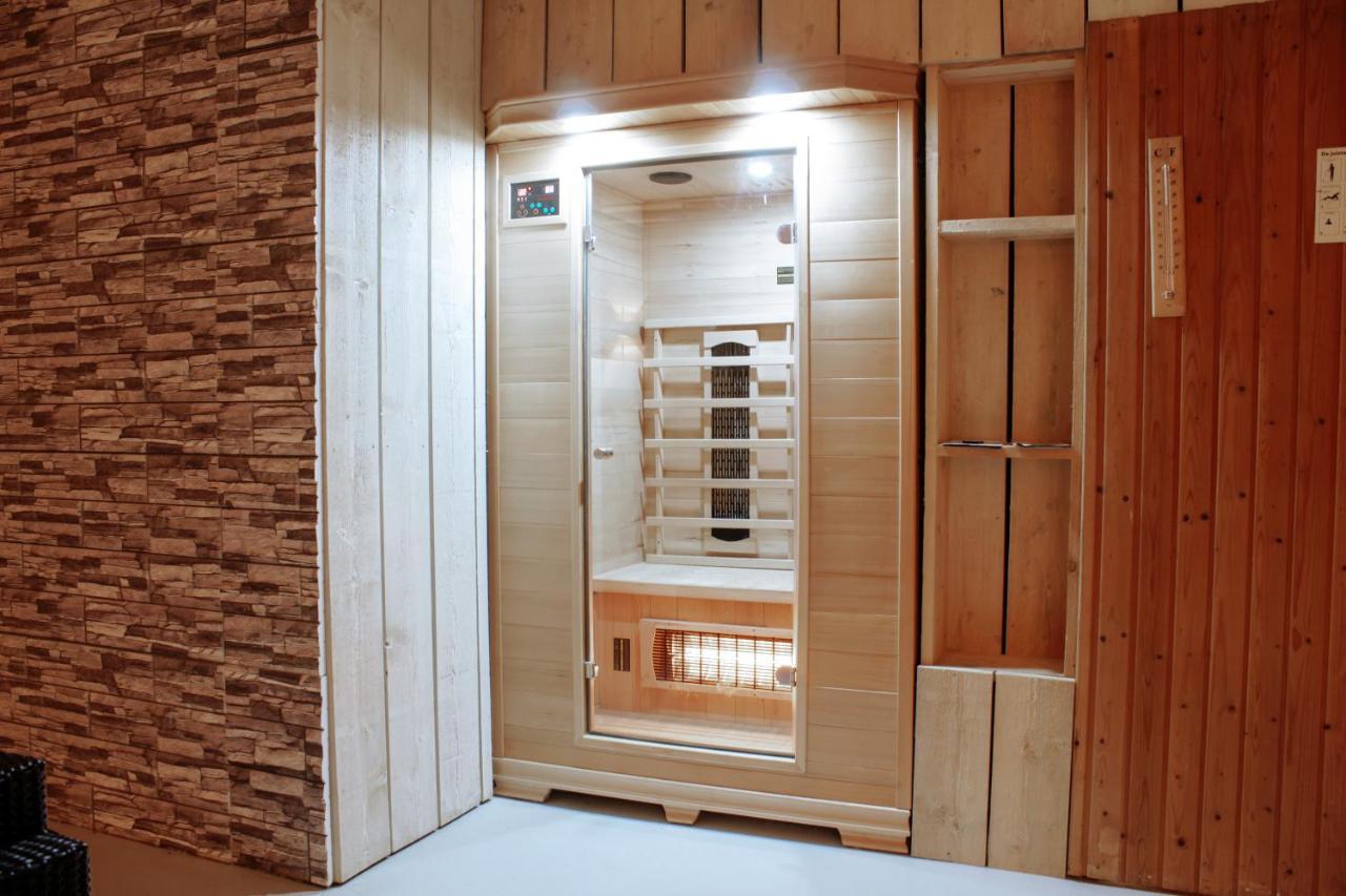 Luxus Familienvilla Mit Jacuzzi & Sauna 2 * Tzummarum