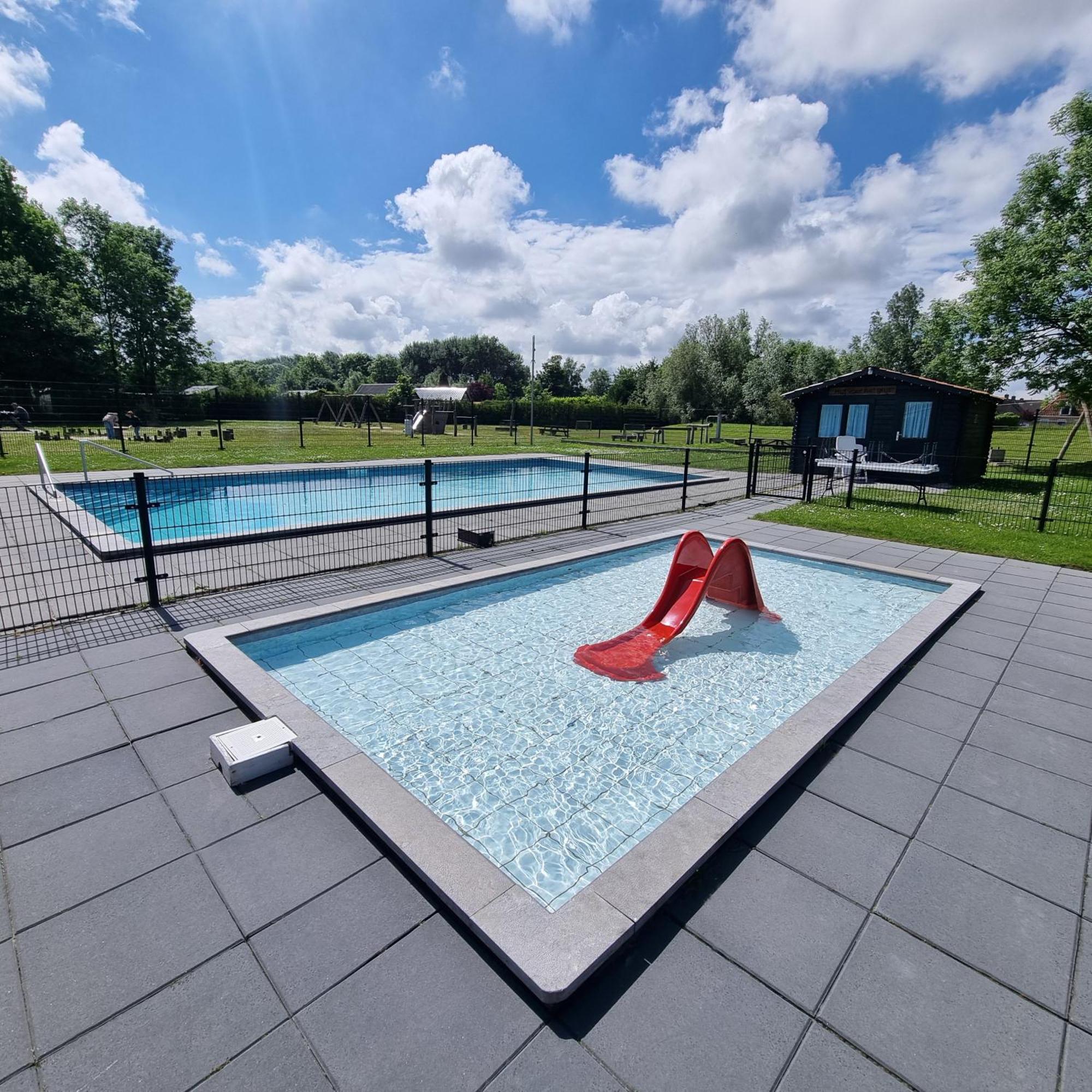 Luxus Familienvilla Mit Jacuzzi & Sauna 2 Tzummarum